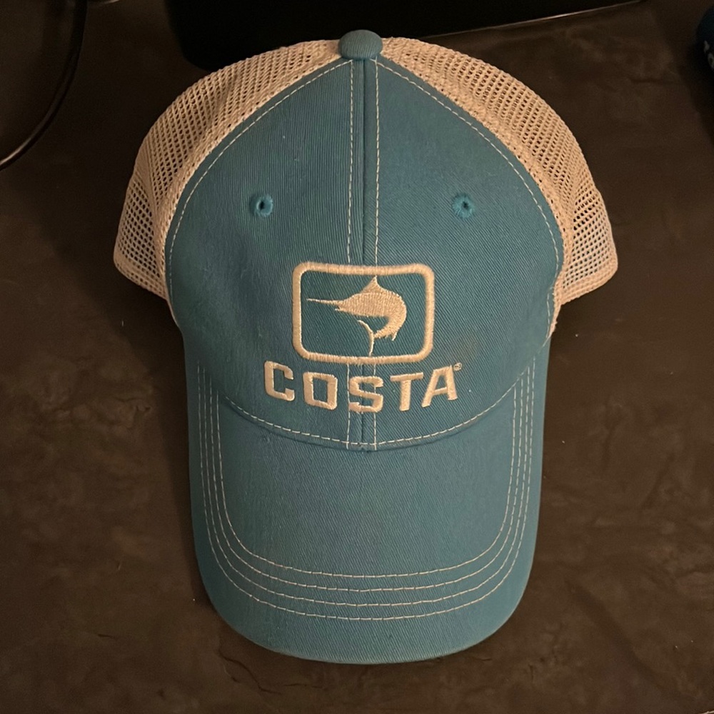 Costa hat